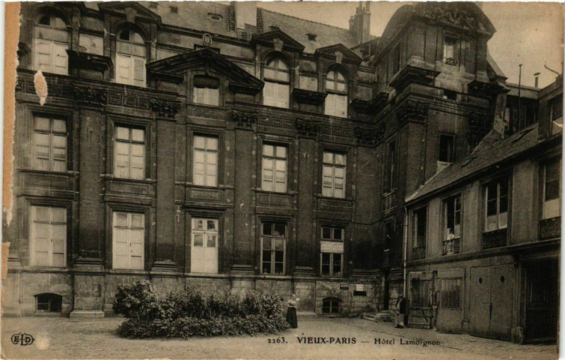 Carte postale ancienne Paris 4e Hotel Lamoignon ed. E.L.D à Paris 4e