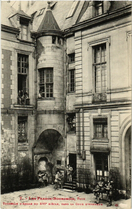 Carte postale ancienne Paris (4e) Les Francs-Bourgeois. Tourelle de l'Angle à Paris 4e