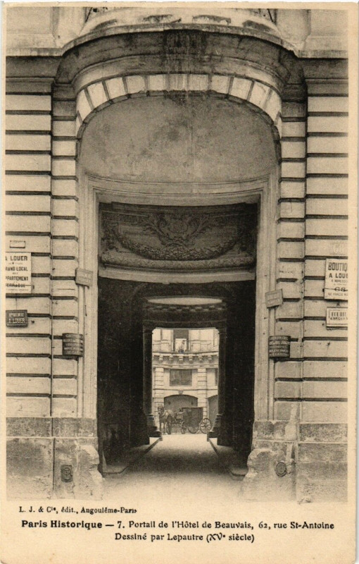 Carte postale ancienne Portail de l'Hôtel de Beauvais à Paris 4e
