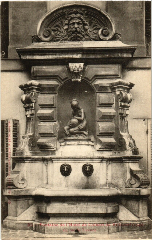 Carte postale ancienne Paris (4e) 23 rue de Turenne. Fontaine de l'hotel e Colbert à Paris 4e