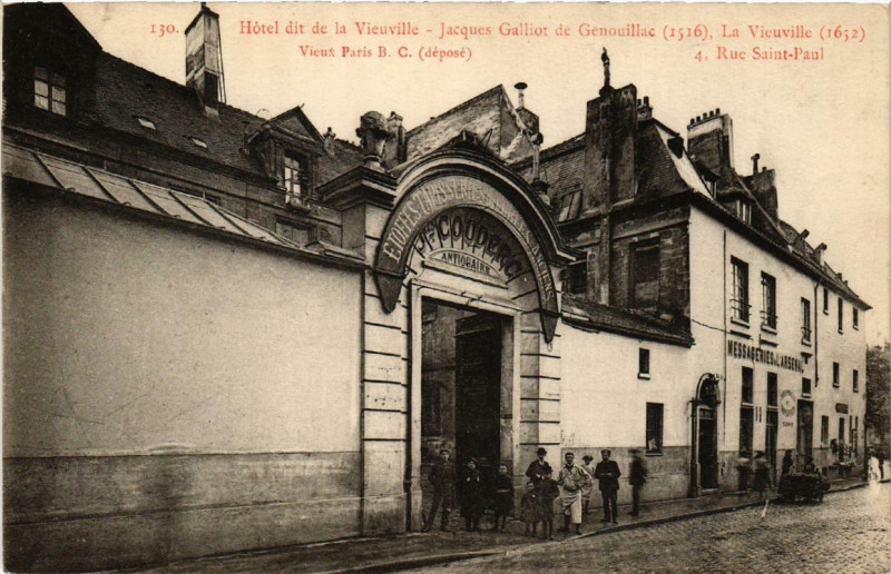 Carte postale ancienne Paris (4e) 4 rue Saint-Paul. Hotel dit de la Vieuville à Paris 4e