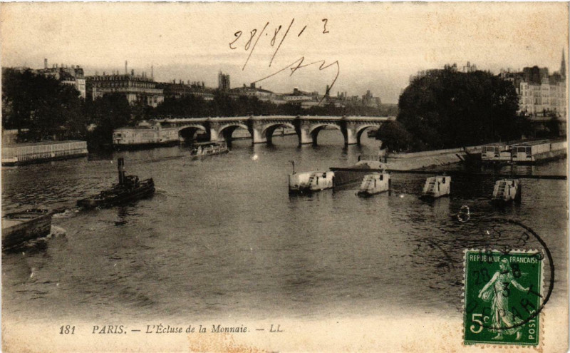 Carte postale ancienne Paris (1e) L'Ecluse de la Monnaie à Paris 1er