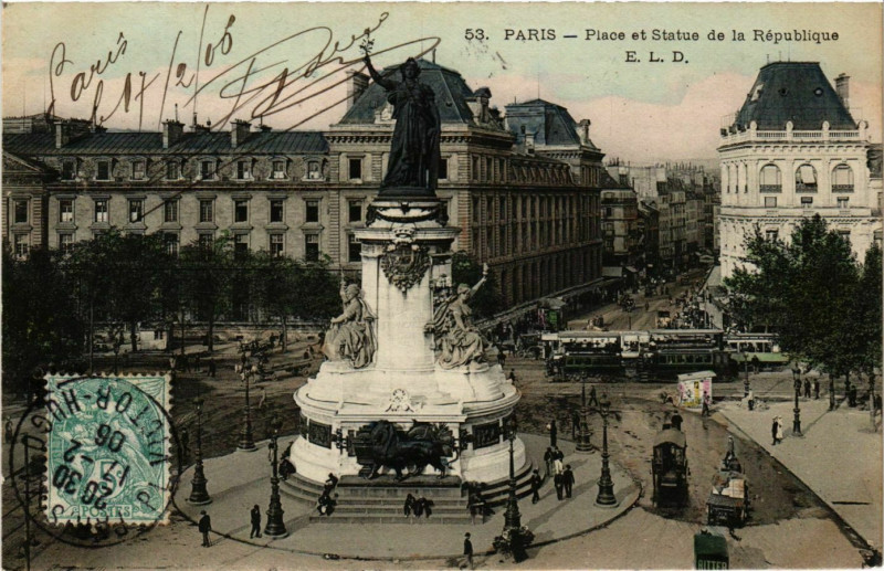 Carte postale ancienne Paris 4e Place et Statue de la Republique ed. E.L.D à Paris 4e