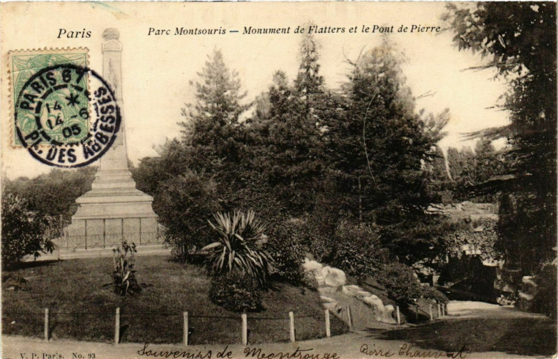Carte postale ancienne Parc Montsouris - Monument de Flatters et le Pont de Pierre à Paris 14e