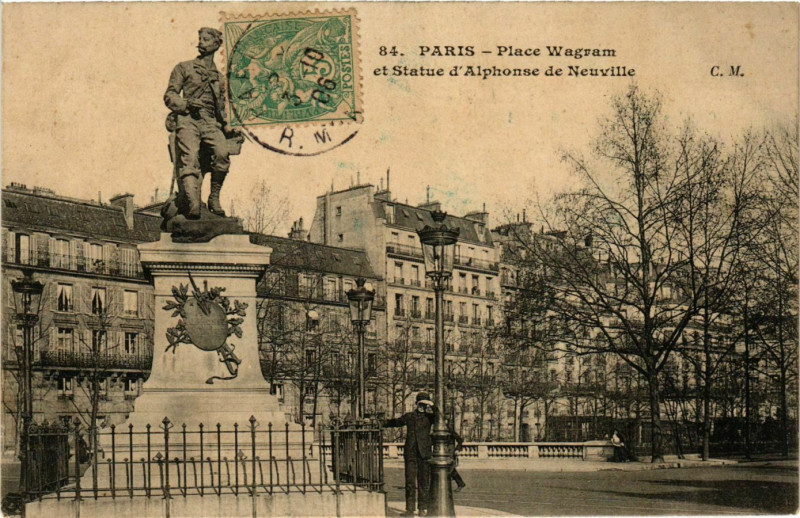 Carte postale ancienne Place Wagram et Statue d''Alphonse de Neuville à Paris 17e