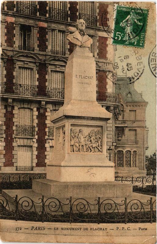 Carte postale ancienne Le Monument de Flachat à Paris 17e