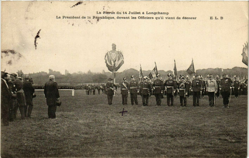 Carte postale ancienne Paris Revue du 14 Juillet Le Président de la République à Paris