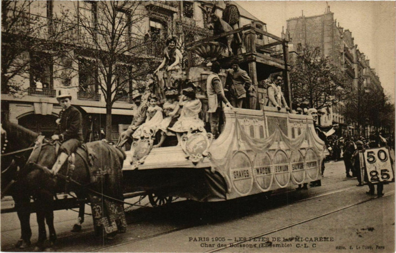 Carte postale ancienne Paris Mi-Careme 1905 Char des Boissons Ensemble à Paris