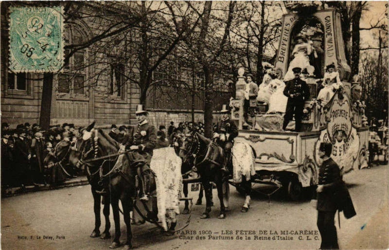 Carte postale ancienne Paris Mi-Careme 1905 Char de Parfums e la Reine d'Italie à Paris