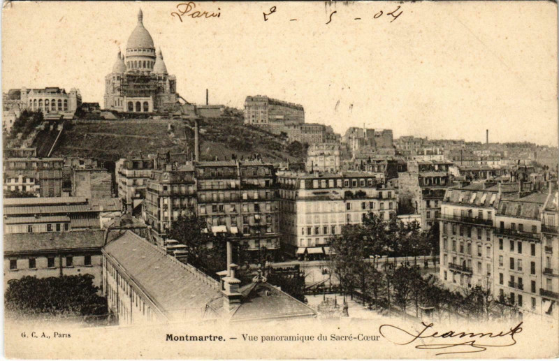 Carte postale ancienne Montmartre - Vue Panoramique du Sacré-Coeur à Paris 9e