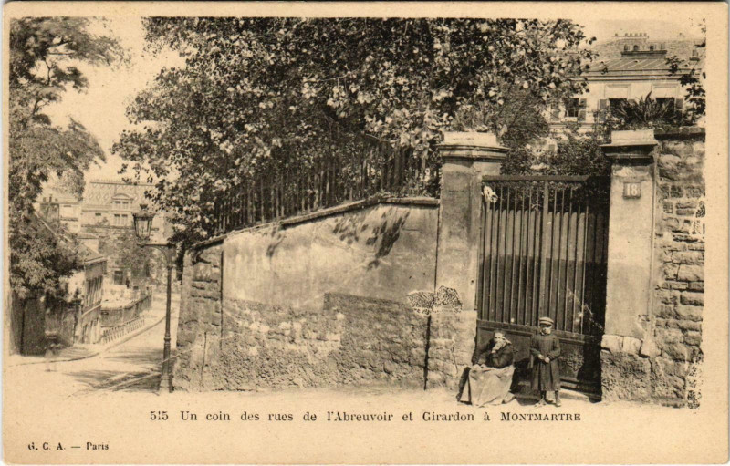 Carte postale ancienne Un coin des rues de l'Abreuvoir et Girardon à Montmartre à Paris 18e