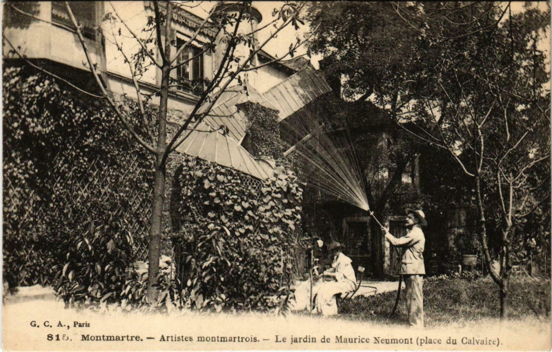 Carte postale ancienne Artistes Montmartrois - Le Jardin de Maurice Neumont - Place du Calvaire à Paris 18e