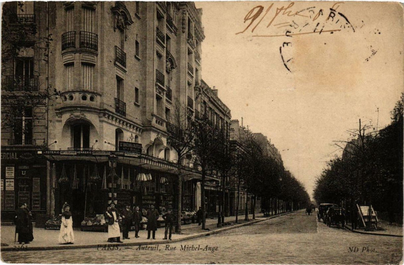 Carte postale ancienne Auteuil - Rue Michel-Ange à Paris 16e