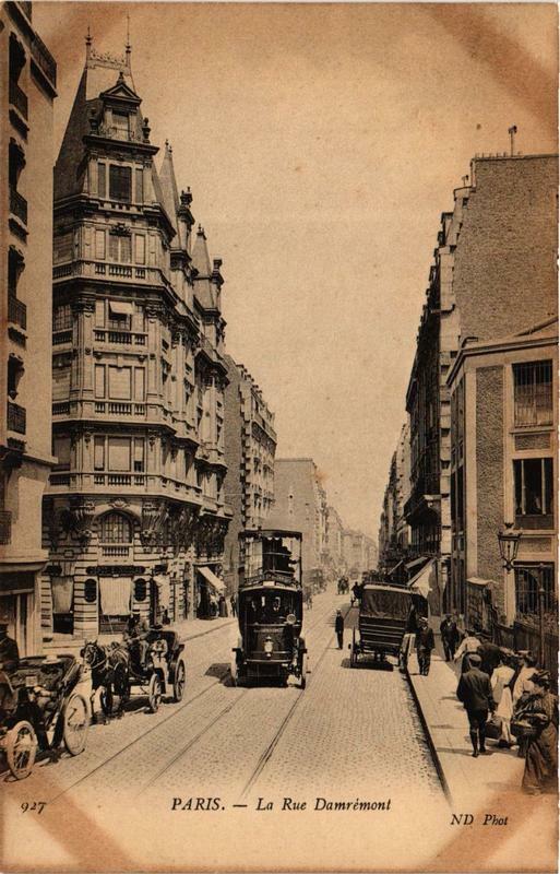 Carte postale ancienne La Rue Damrémont à Paris 18e