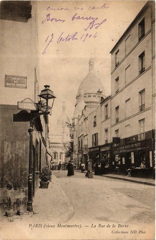 Carte postale ancienne Vieux Montmartre - La Rue de la Barre à Paris 18e