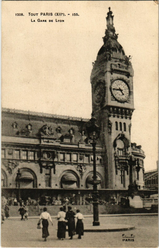 Carte postale ancienne La Gare de Lyon à Paris 12e