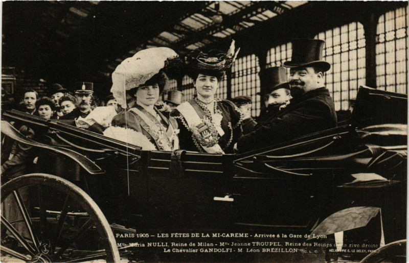 Carte postale ancienne Paris Mi-Careme 1905 Arrivée a la Gare de Lyon à Paris
