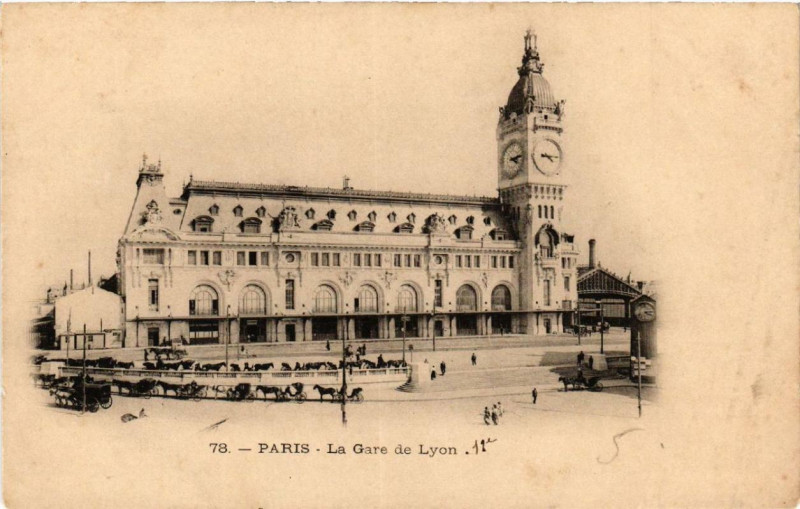 Carte postale ancienne La Gare de Lyon à Paris 12e