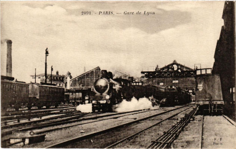 Carte postale ancienne Gare de Lyon à Paris 12e