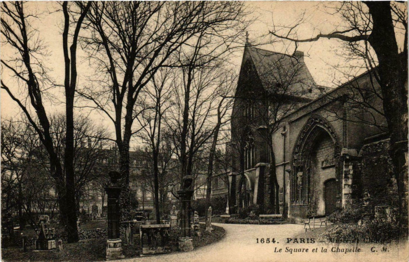 Carte postale ancienne Paris 5e Musée de Cluny Le Square et la Chapelle ed. C.M à Paris 5e