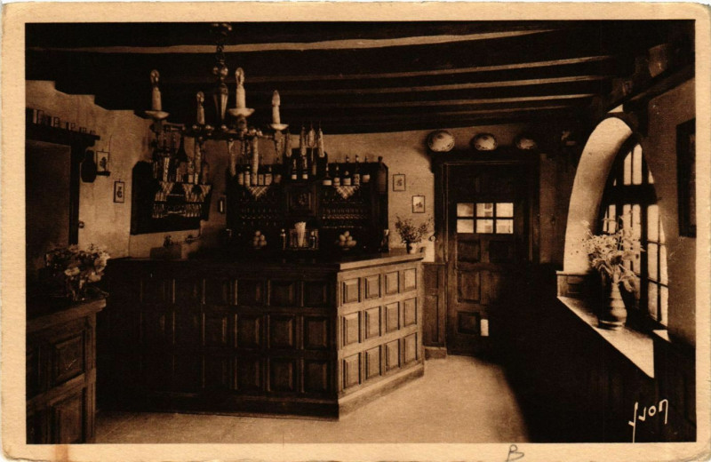 Carte postale ancienne L'Aubergade - Ponchartrain - Le bar