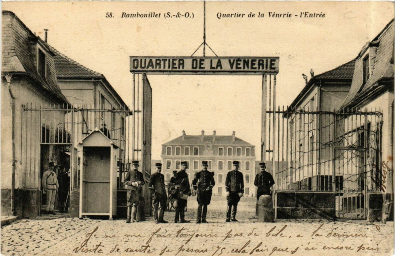 Carte postale ancienne Rambouillet - Quartier de la Vlnerie - l'Entrée à Rambouillet