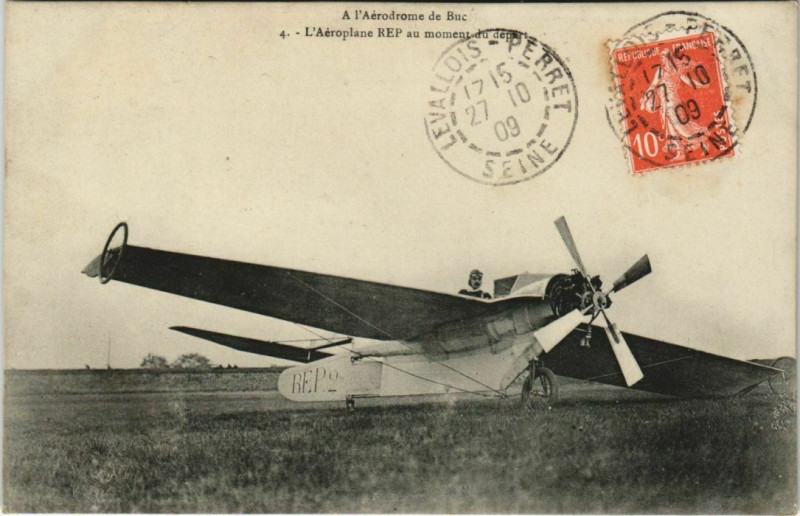 Carte postale ancienne Aérodrome de Buc Aéroplace Rep à Buc