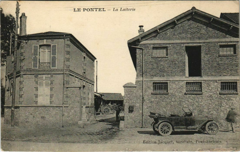 Carte postale ancienne Le Pontel Le Laiterie