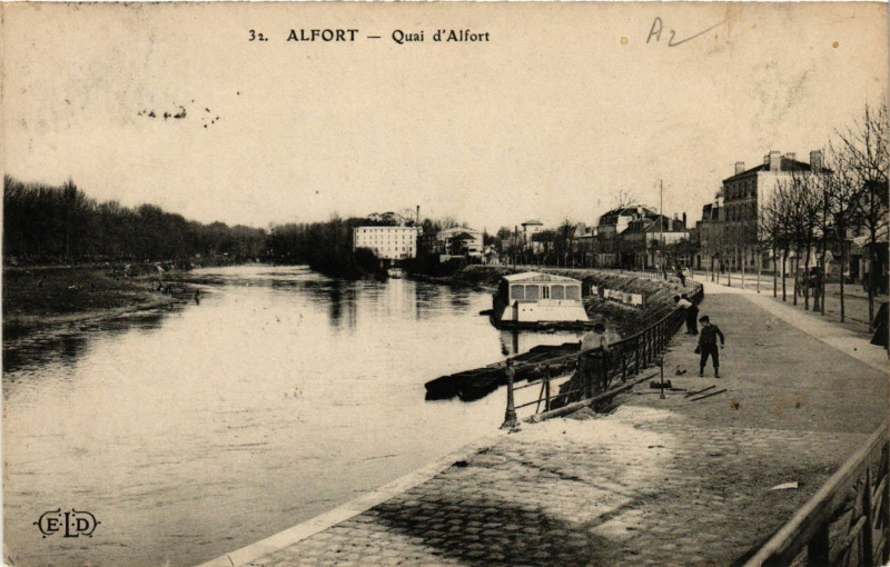 Carte postale ancienne Alfort - Quai d'Alfort