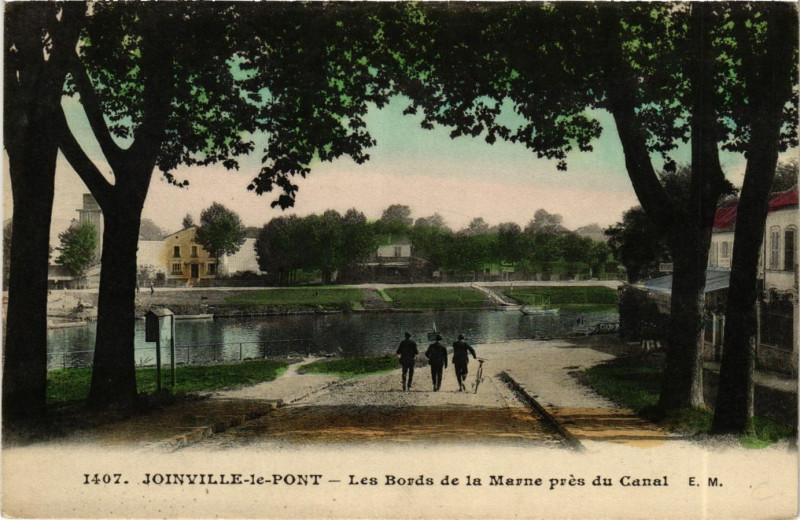 Carte postale ancienne Joinville-le-Pont - Les Bords de la Marne pres du Canal à Joinville-le-Pont