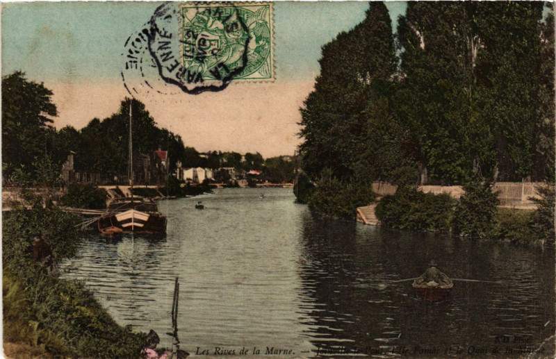 Carte postale ancienne Les Rives de la Marne - Joinville-le-Pont et le Fomac et le Quai.. à Joinville-le-Pont