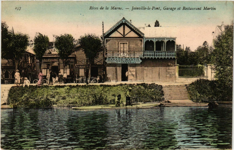 Carte postale ancienne Rives de la Marne - Joinville-le-Pont Garage et Restaurant Martin à Joinville-le-Pont