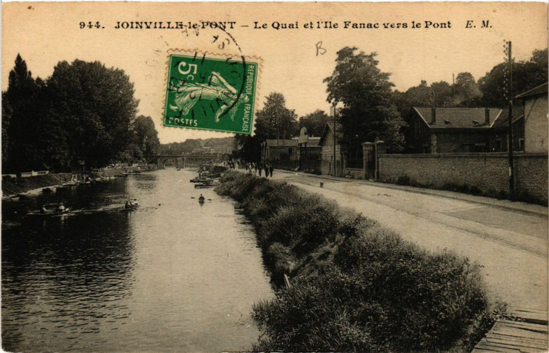 Carte postale ancienne Joinville-le-Pont - Le quai et l'Ile Fanac vers le Pont à Joinville-le-Pont