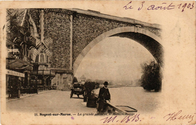 Carte postale ancienne Nogent-sur-Marne - La grande arche et le Moulin-Rouge à Nogent-sur-Marne