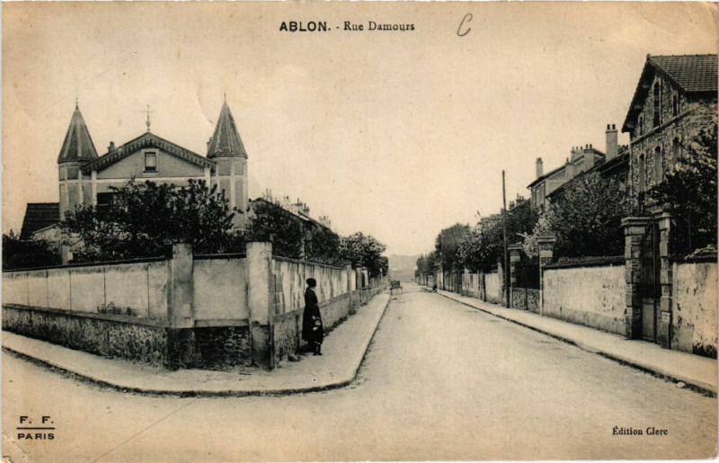 Carte postale ancienne Ablon - Rue Damours