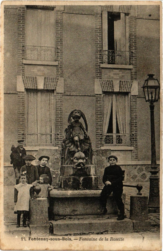 Carte postale ancienne Fontenay-sous-Bois - Fontaine de la Rosette à Fontenay-sous-Bois