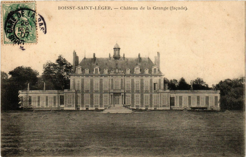 Carte postale ancienne Boissy-Saint-Leger - Chateau de la Grange (facade) à Boissy-Saint-Léger