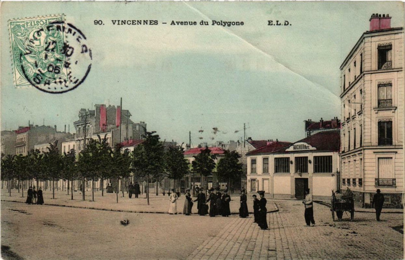 Carte postale ancienne Vincennes Avenue du Polygone à Vincennes