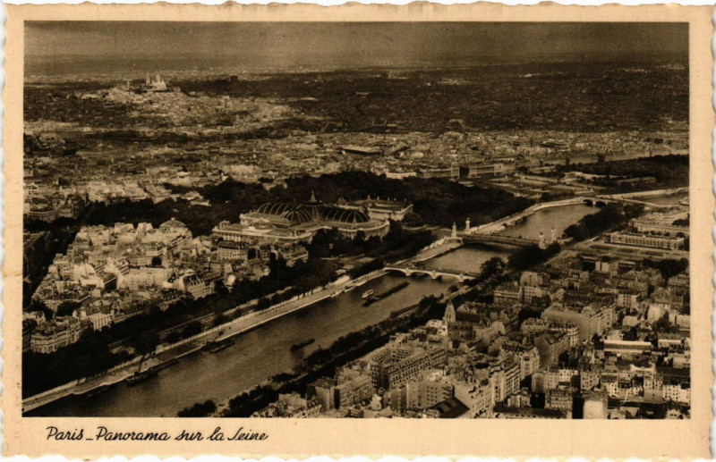 Carte postale ancienne Paris 8e - Panorama sur la Seine à Paris 8e