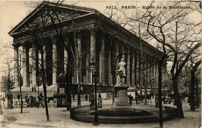 Carte postale ancienne Paris 8e - Eglise de la Madeleine à Paris 8e