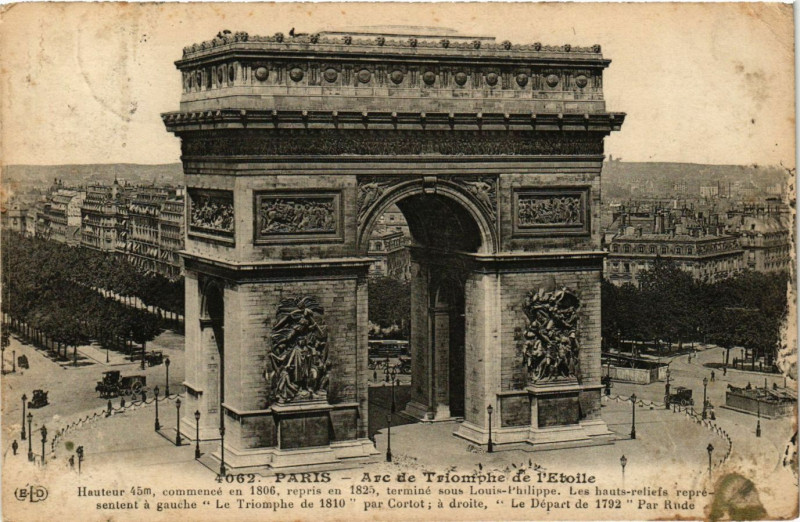 Carte postale ancienne Paris 8e - Arc de Triomphe à Paris 8e