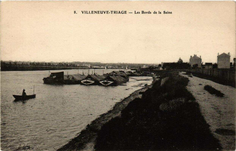 Carte postale ancienne Villeneuve-Triage Les Bords de la Seine