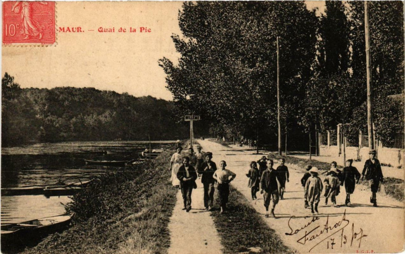 Carte postale ancienne Saint-Maur Quai de la Pie