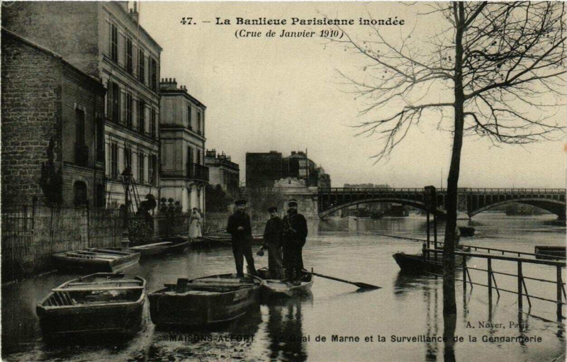 Carte postale ancienne Maisons-Alfort Le Quai de Marne et la Surveillance à Maisons-Alfort