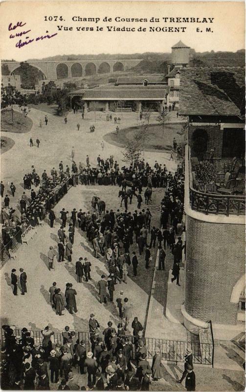 Carte postale ancienne Champ de Courses du Tremblay vue vers le Vidu du Nogent