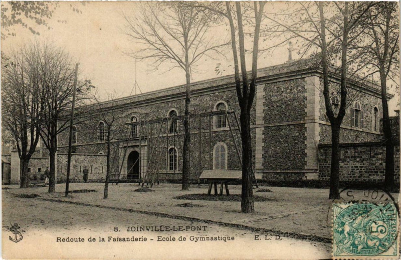 Carte postale ancienne Joinville-le-Pont Redoute Faisanderie Ecole Gymnastique à Joinville-le-Pont