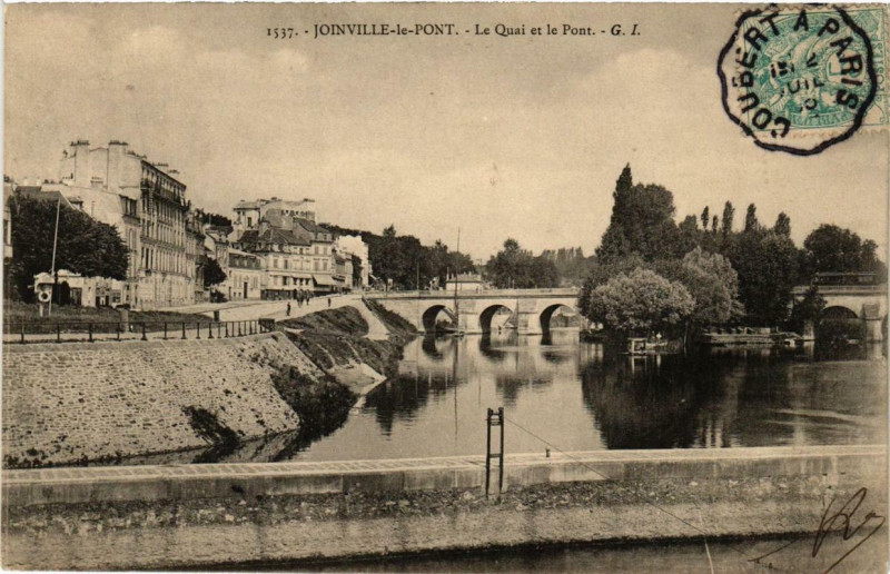 Carte postale ancienne Joinville-le-Pont Le Quai et le Pont à Joinville-le-Pont