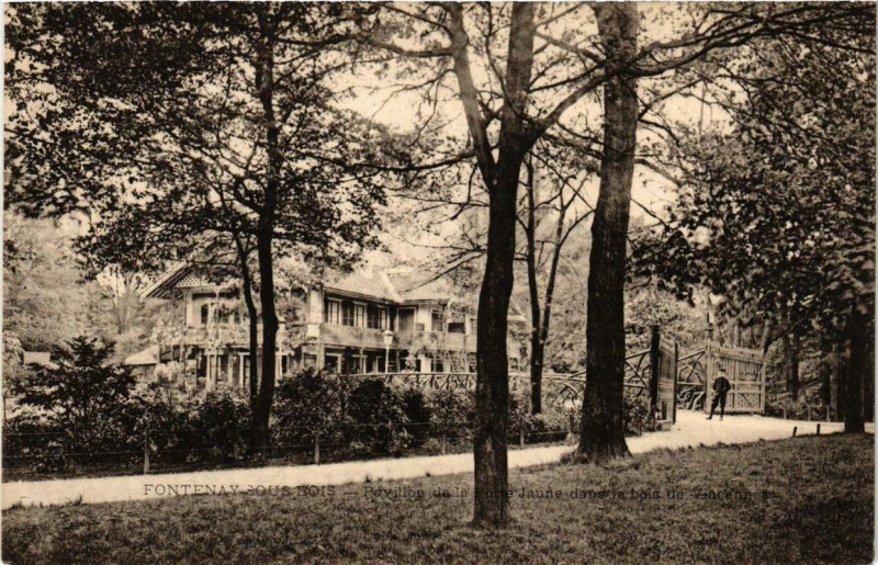 Carte postale ancienne Fontenay-sous-Bois Pavillon de la Porte Jaune dans le Bois à Fontenay-sous-Bois