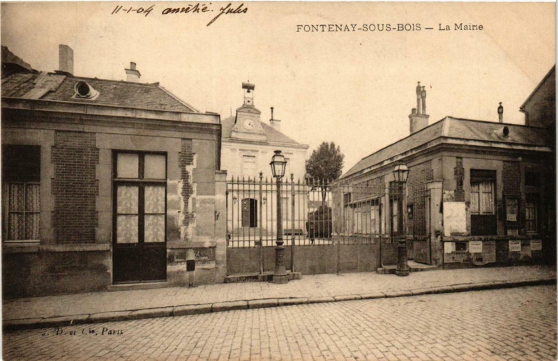 Carte postale ancienne Fontenay-sous-Bois La Mairie à Fontenay-sous-Bois