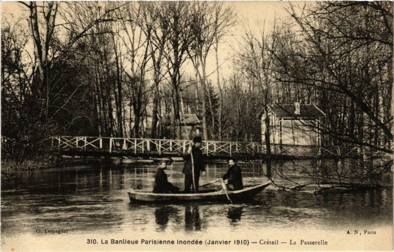 Carte postale ancienne Creteil La Passerelle à Créteil